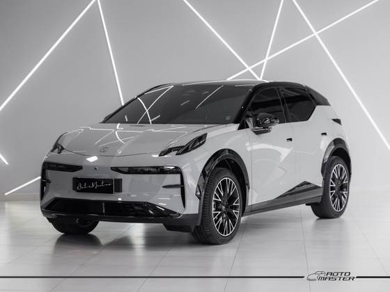 ZEEKR X 66 KW ELÉTRICO FLAGSHIP AWD ZEEKR X 66 KW ELÉTRICO FLAGSHIP AWD